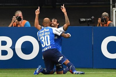 Palmeiras golea con facilidad a Melgar