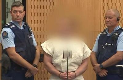 Autor de la masacre de Nueva Zelanda rechaza a su defensa y plantea representarse a sí mismo