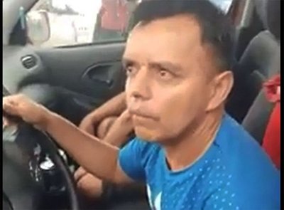 Policía conducía borracho
