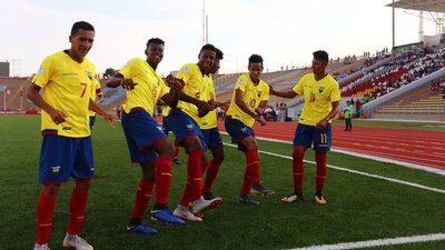 Ecuador se hace líder del Grupo A