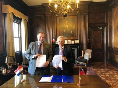 Paraguay y Chile acuerdan cooperación técnica en sector económico