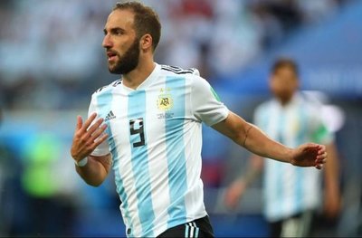 Higuaín se retira de la Albiceleste