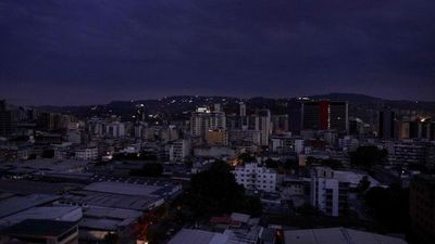 Nuevo apagón en Caracas y zonas aledañas