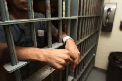 Hombre debe estar encerrado 15 años por homicidio doloso