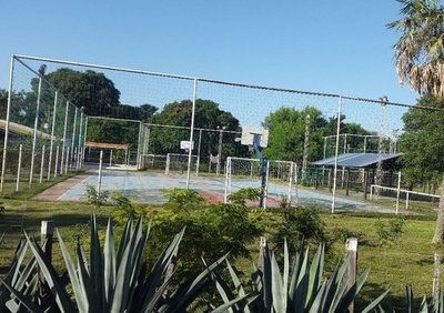 Bachi habilitó casa de verano donde debía arrojar residuos de su astillero