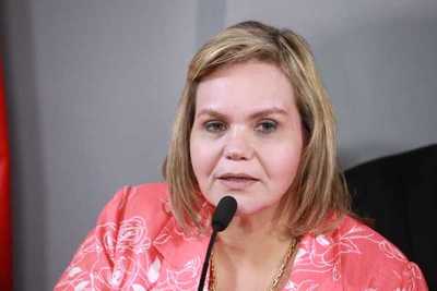 Proyecto de Ley da garantía a mujer militar