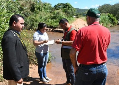 Fiscalizan proyecto de relleno sanitario municipal en Caacupé