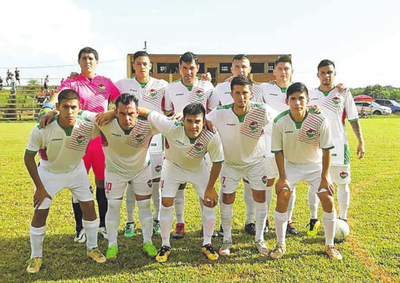 Tradicionales clubes marchan primeros