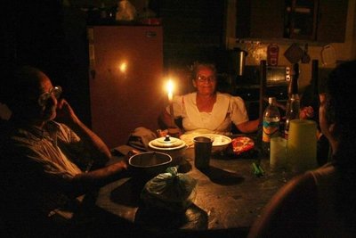 El régimen cubano recorta energía eléctrica para evitar apagones masivos