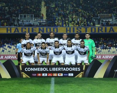 El Decano apunta al clásico blanco y negro