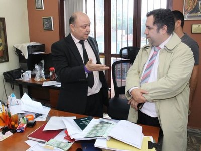 Abren sumario y suspenden a un fiscal por supuesto pedido de coima
