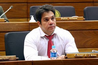 Tuma: "Si Santi Peña es el candidato a la intendencia por HC será un lujo"