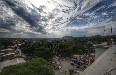 Inicia mayo con ambiente cálido