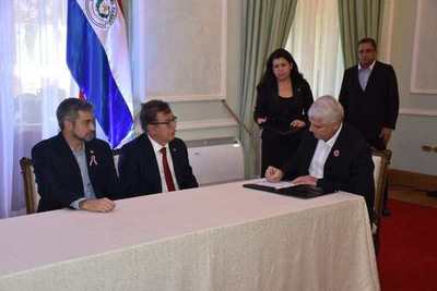 EBY y MOPC firman convenio de trabajo que beneficiará a Misiones
