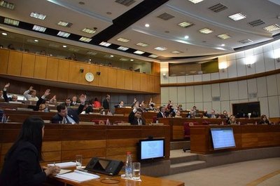 Aprueban desbloqueo sin paridad en listas y con papeletas