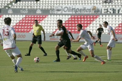 Olimpia y River terminan empatados