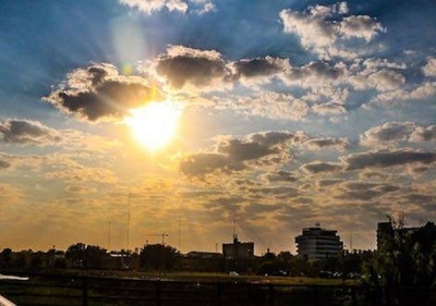 Meteorología anuncia una jornada cálida con vientos del noreste