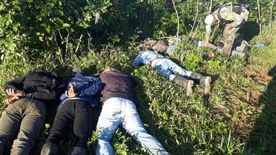 Policías detenidos en operativo hacían trabajo de inteligencia, afirman