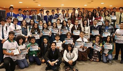 Van al Mundial de Informática