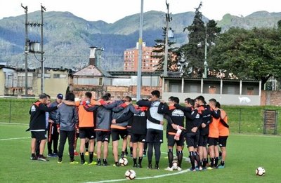 Sol de América y Deportivo Santaní juegan esta noche la Copa Sudamericana