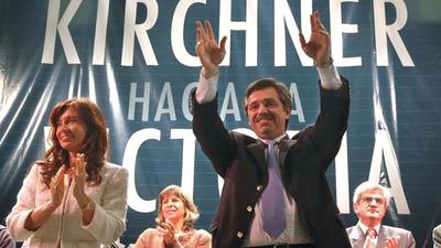 Cristina Fernández inicia su campaña electoral para votaciones de octubre
