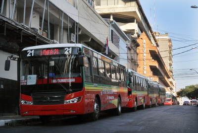 Reglamentan ampliar la protección de trabajadores del transporte