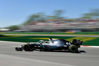 Hamilton lidera los primeros ensayos libres