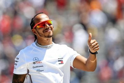 Hamilton gana en Canadá y refuerza su liderato