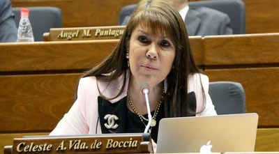 La Diputada Celeste Amarilla dice que no puede comprar una flor natural con su salario