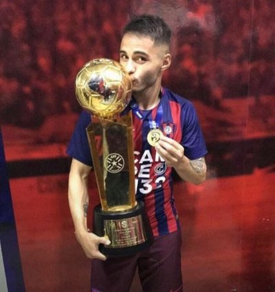 Cerro Porteño presenta a Josué Colmán