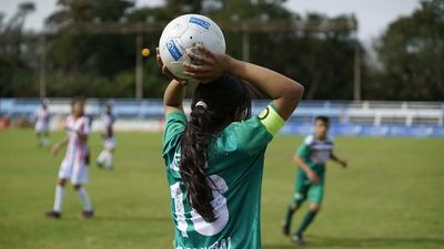Más de 400 niñas y niños dicen ¡Sí! a la igualdad a través del fútbol
