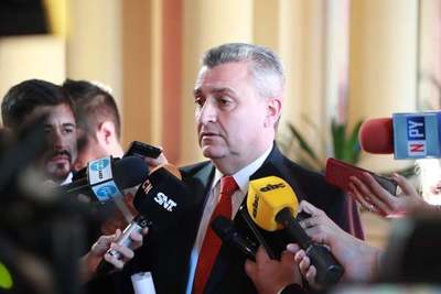 El Gobierno continuará expulsando a más miembros del PCC y Comando Vermelho