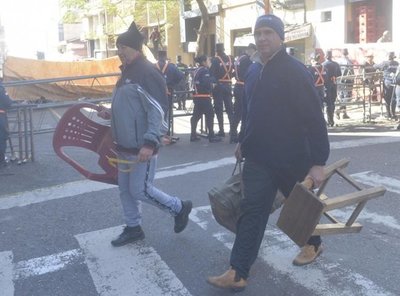 Campesinos logran acuerdo y se retiran de Asunción