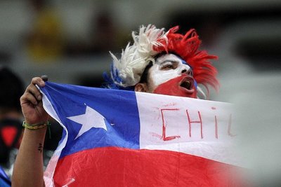 El Chile contra Colombia se atrasa 20 minutos