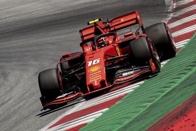 Pole de Leclerc en Austria