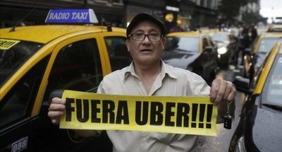 Que ni se acerquen a la Expo advierten taxistas, Muv y Uber ningunean la amenaza y temen que haya violencia