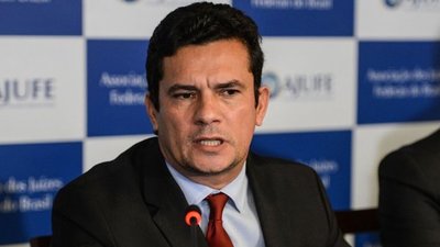 En medio de escándalo, Sergio Moro se tomó una sorpresiva licencia