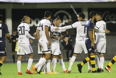 Garnero confirmó el equipo para el debut