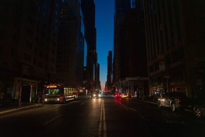 Apagón masivo en Nueva York: quedaron 42 mil usuarios sin luz
