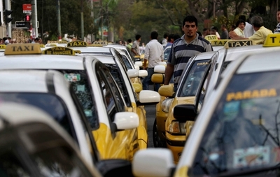 Taxistas coparán Asunción: "Si así nos van a tener, mejor que nos exterminen"