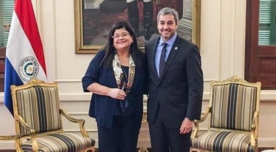 Jura como ministra de la Corte una partidaria de la reelección