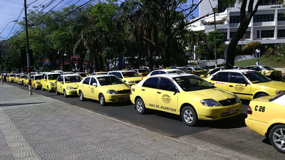 Taxistas: Los negociados de Arístides Morales con las paradas y las persecuciones por estar en contra