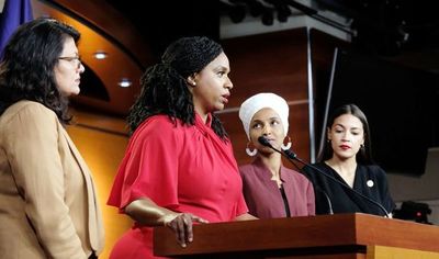 Sigue controversia de Trump con cuatro legisladoras demócratas
