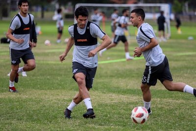 Libertad recibe a Guaraní