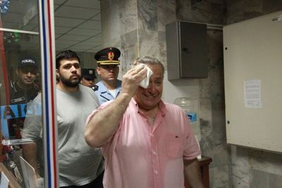 Quieren sacar de la cárcel a Oscar González Daher