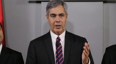 Ferreira deja la presidencia de ANDE