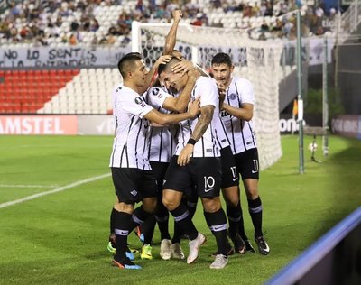 Libertad se presenta hoy ante Gremio en partido de ida