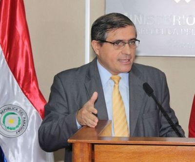 Abdo nombra a exfiscal Fernández como nuevo titular Anticorrupción