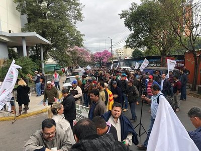 SITRANDE inicia protesta y pide "cambio de actores"
