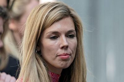 La novia de Boris Johnson se muda con él a Downing Street